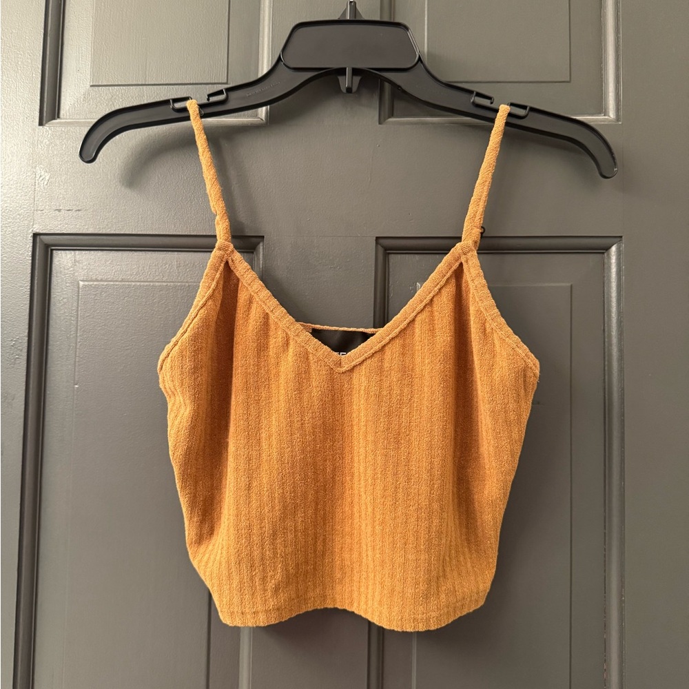 Kittenish brown crop cami